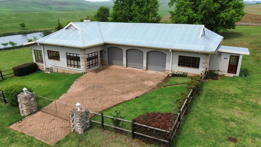 4 Bedroom Property for Sale in Nottingham Road KwaZulu-Natal