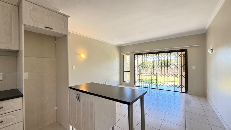 To Let 2 Bedroom Property for Rent in Palm Lakes Estate KwaZulu-Natal
