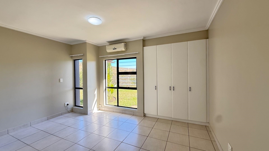 To Let 2 Bedroom Property for Rent in Palm Lakes Estate KwaZulu-Natal