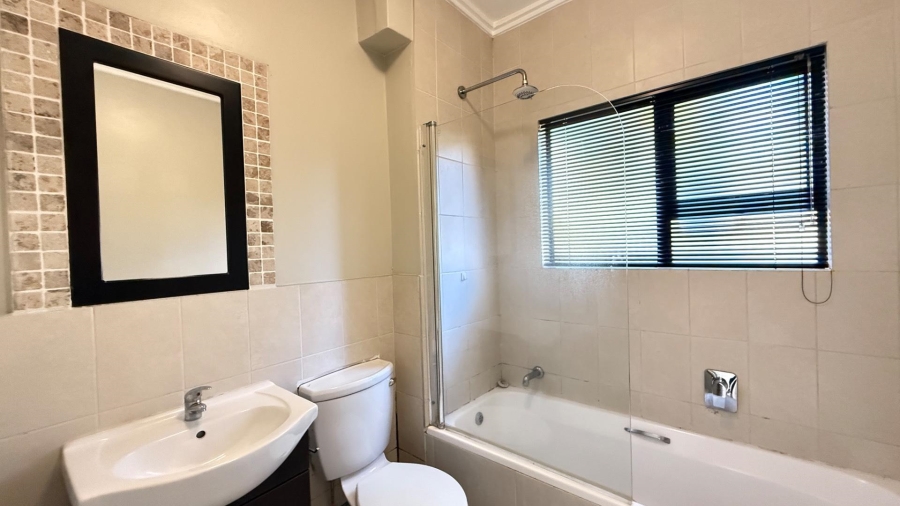 To Let 2 Bedroom Property for Rent in Palm Lakes Estate KwaZulu-Natal