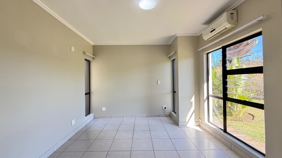 To Let 2 Bedroom Property for Rent in Palm Lakes Estate KwaZulu-Natal