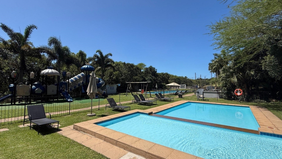 To Let 2 Bedroom Property for Rent in Palm Lakes Estate KwaZulu-Natal