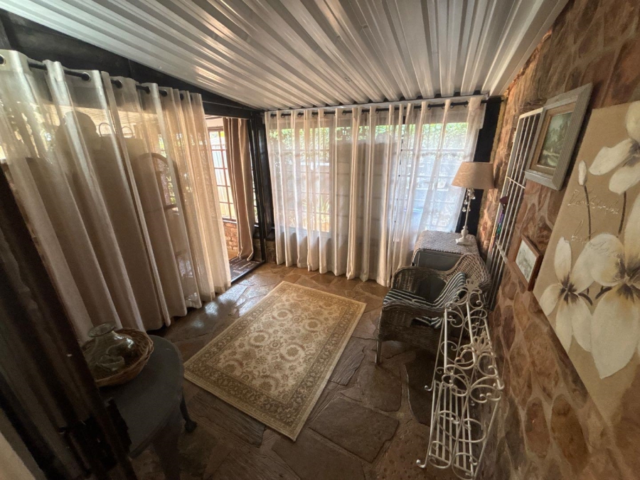 2 Bedroom Property for Sale in Hillcrest KwaZulu-Natal