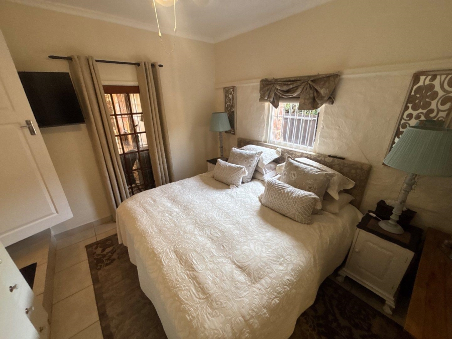 2 Bedroom Property for Sale in Hillcrest KwaZulu-Natal