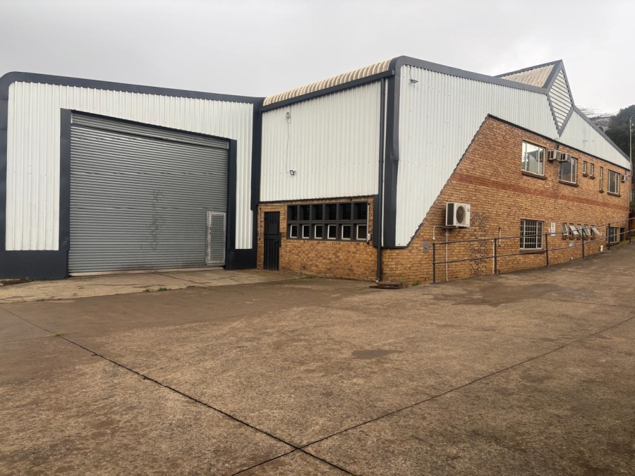 To Let Commercial Property for Rent in Westmead KwaZulu-Natal