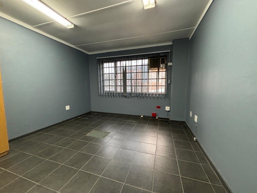 To Let Commercial Property for Rent in Westmead KwaZulu-Natal