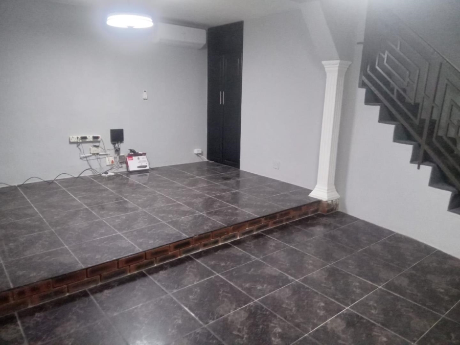 3 Bedroom Property for Sale in Crossmoor KwaZulu-Natal
