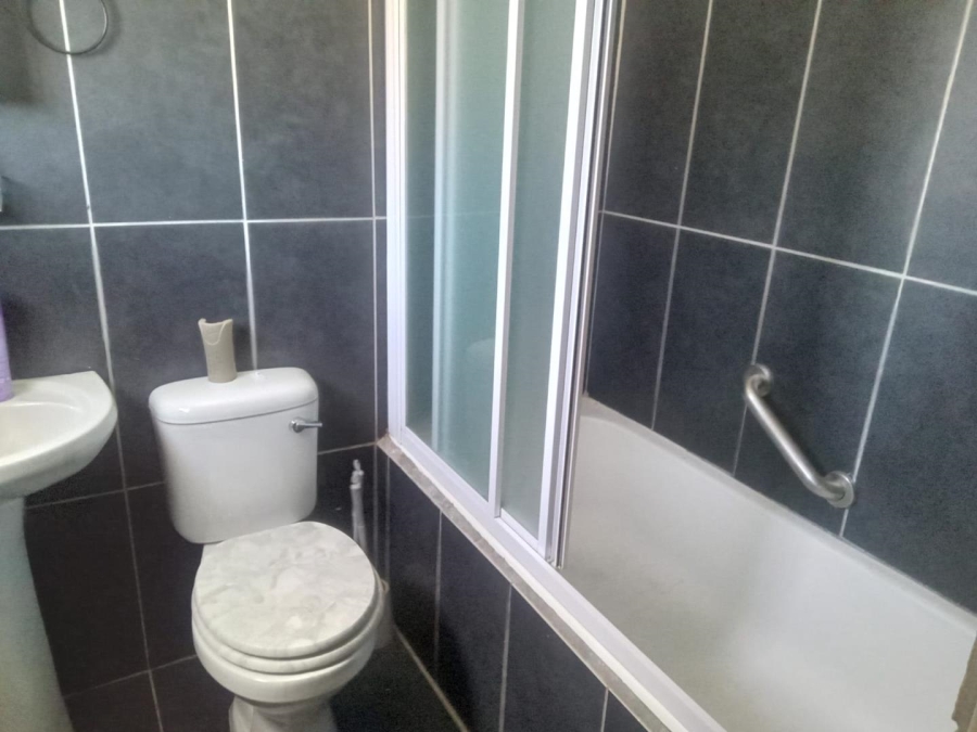 3 Bedroom Property for Sale in Crossmoor KwaZulu-Natal