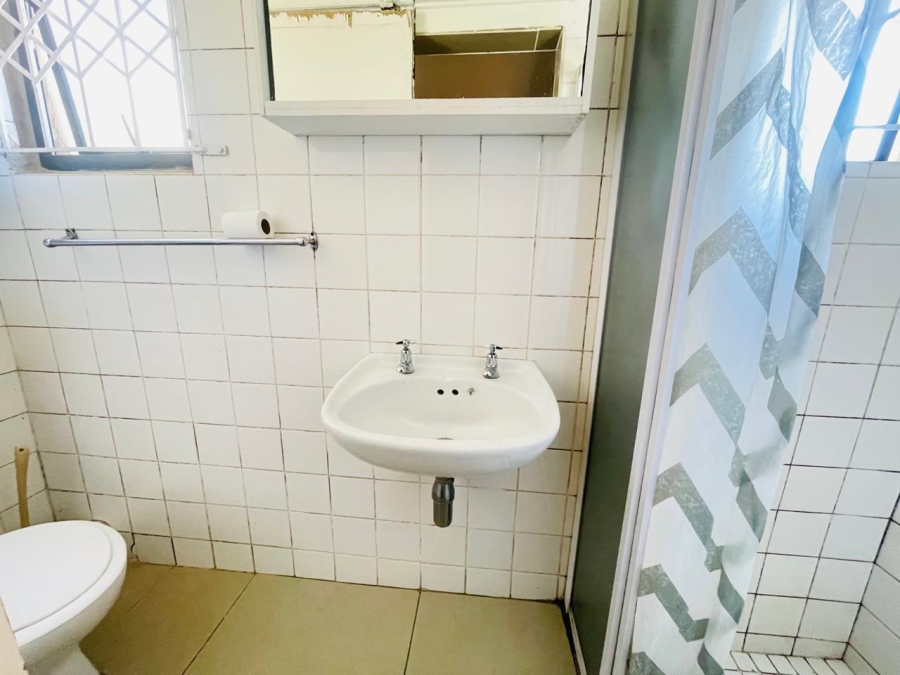 To Let 1 Bedroom Property for Rent in Westville KwaZulu-Natal
