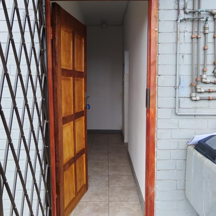 1 Bedroom Property for Sale in Merebank KwaZulu-Natal