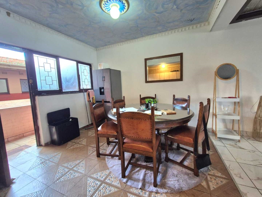 2 Bedroom Property for Sale in Amanzimtoti KwaZulu-Natal