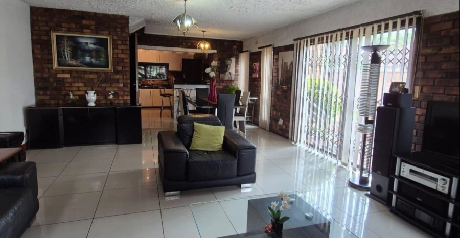4 Bedroom Property for Sale in Moorton KwaZulu-Natal