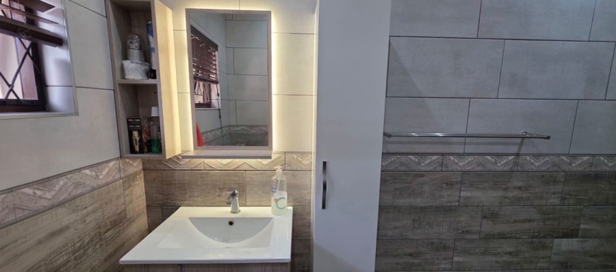 4 Bedroom Property for Sale in Bluff KwaZulu-Natal
