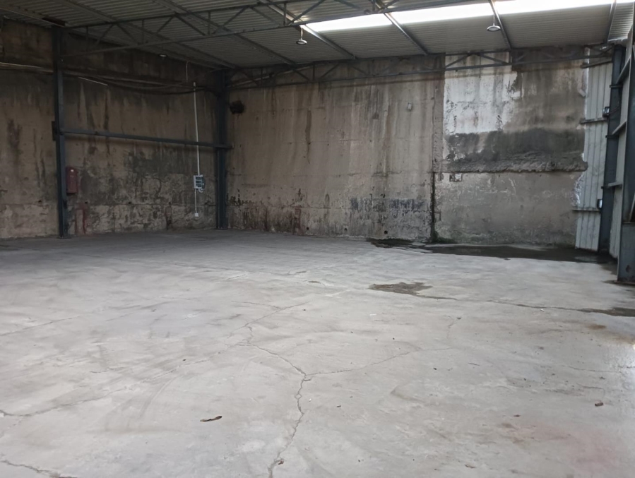 To Let Commercial Property for Rent in Queensburgh KwaZulu-Natal
