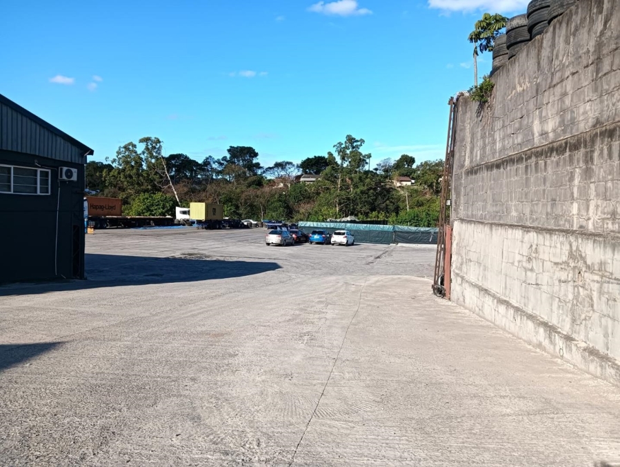 To Let Commercial Property for Rent in Queensburgh KwaZulu-Natal
