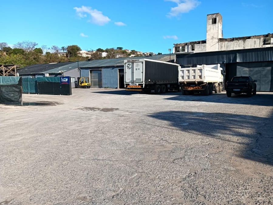 To Let Commercial Property for Rent in Queensburgh KwaZulu-Natal