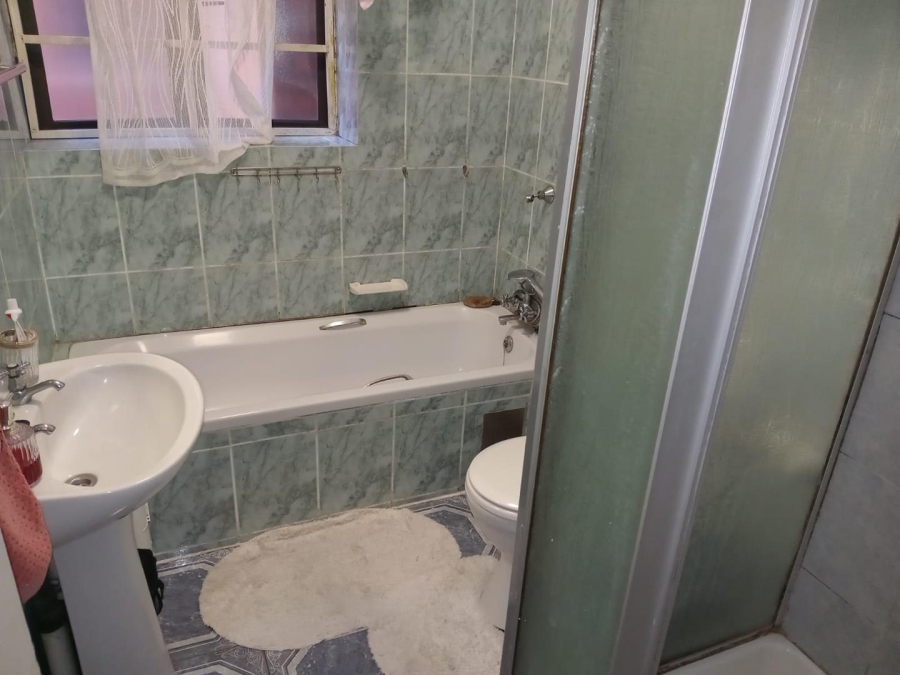 2 Bedroom Property for Sale in Arboretum KwaZulu-Natal