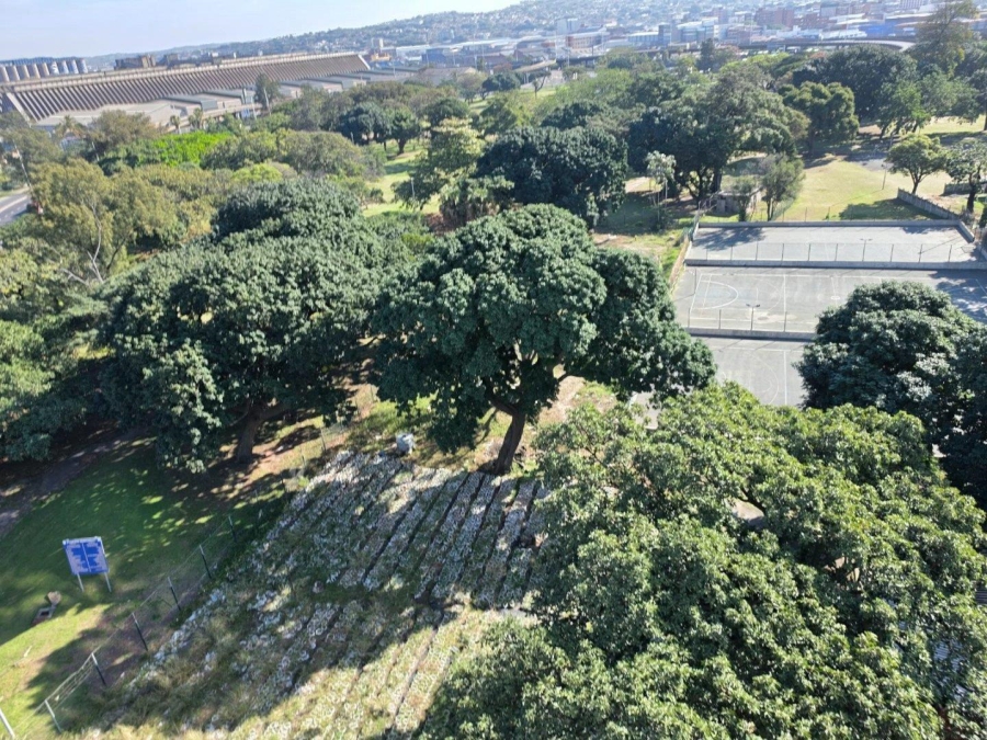 2 Bedroom Property for Sale in Durban Central KwaZulu-Natal