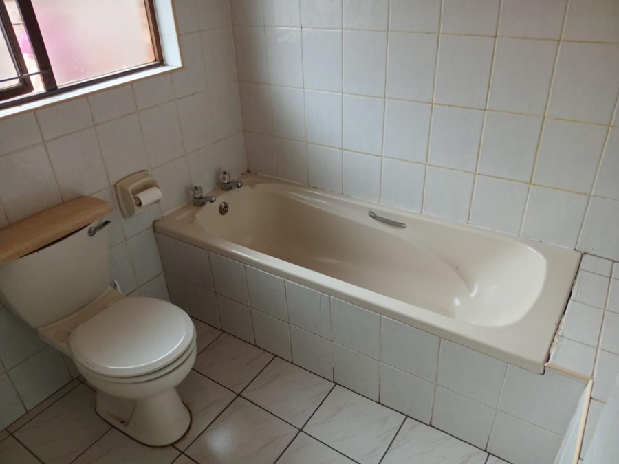 To Let 3 Bedroom Property for Rent in Birdswood KwaZulu-Natal