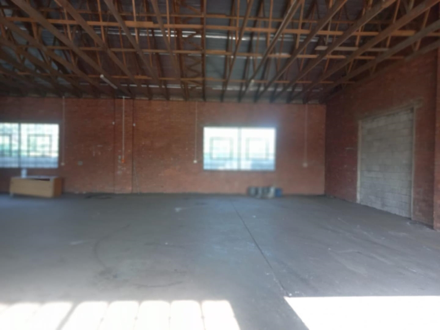 To Let Commercial Property for Rent in Alton KwaZulu-Natal