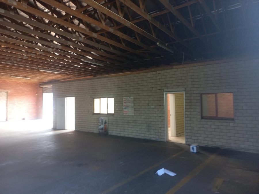 To Let Commercial Property for Rent in Alton KwaZulu-Natal