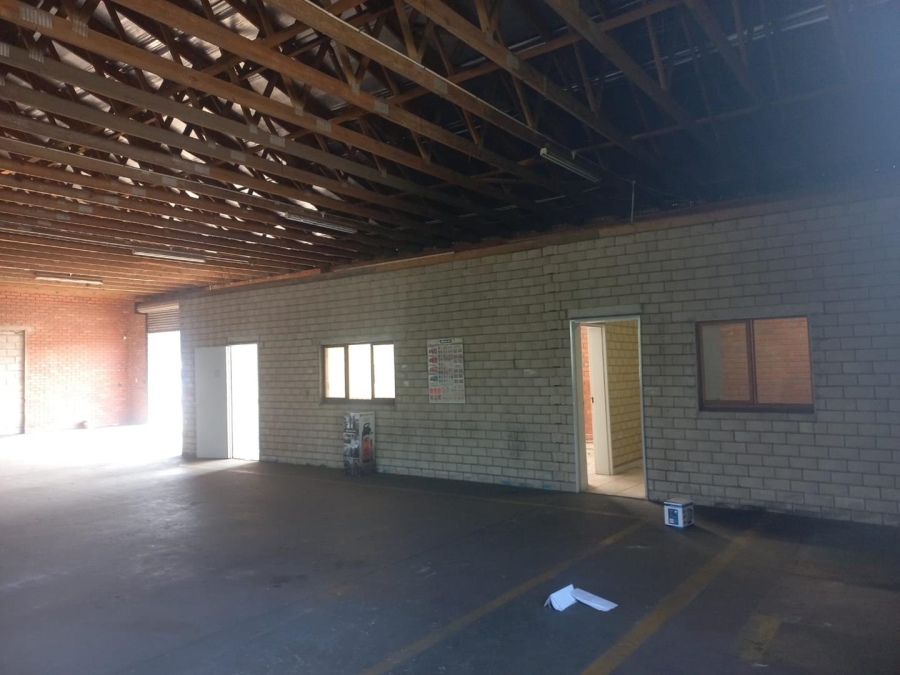 To Let Commercial Property for Rent in Alton KwaZulu-Natal