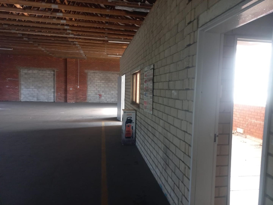 To Let Commercial Property for Rent in Alton KwaZulu-Natal