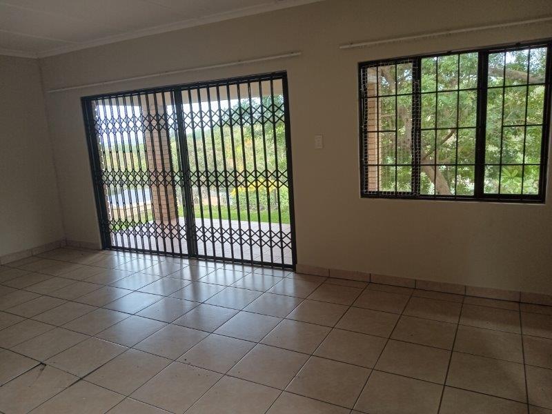 To Let 2 Bedroom Property for Rent in Chiltern Hills KwaZulu-Natal