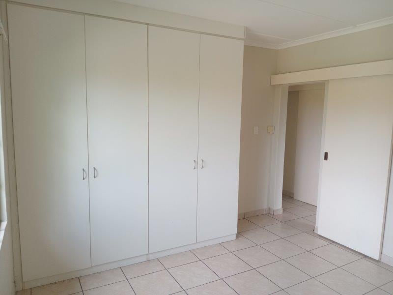 To Let 2 Bedroom Property for Rent in Chiltern Hills KwaZulu-Natal