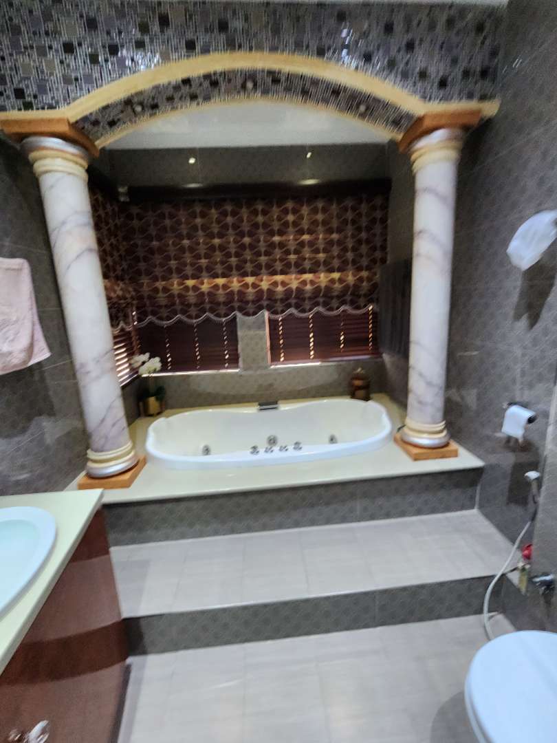 6 Bedroom Property for Sale in Palmiet KwaZulu-Natal