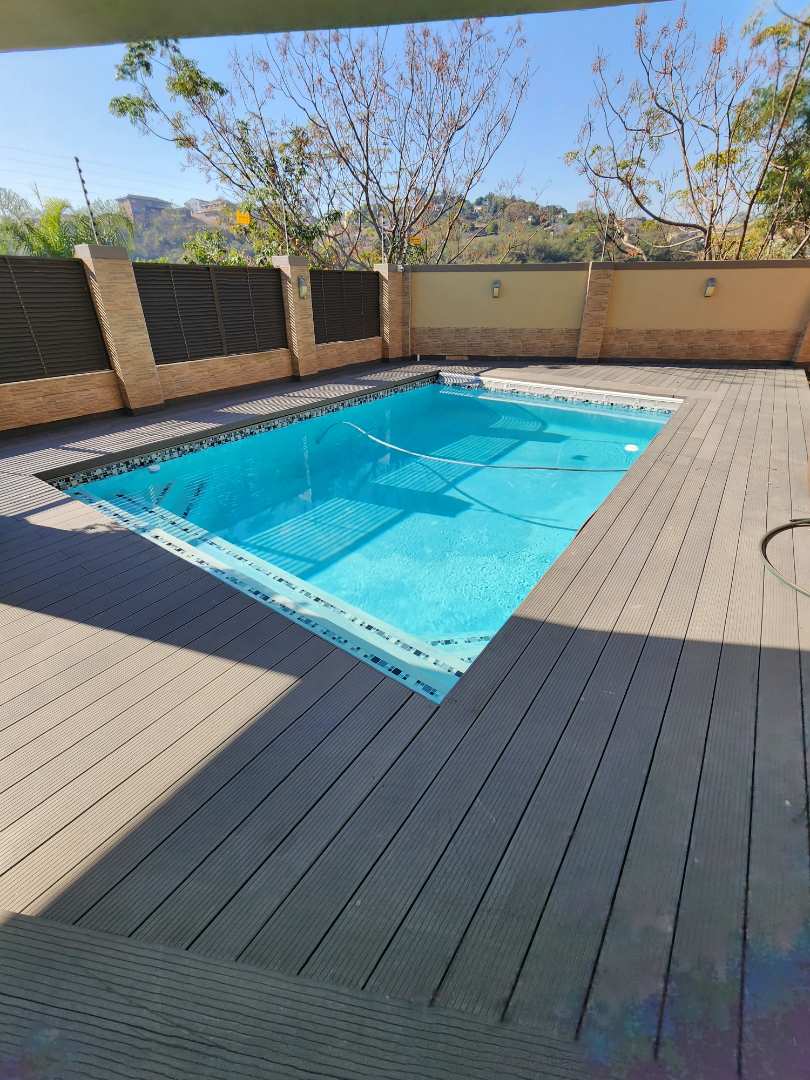 6 Bedroom Property for Sale in Palmiet KwaZulu-Natal