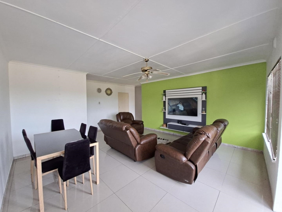 3 Bedroom Property for Sale in Pinetown KwaZulu-Natal