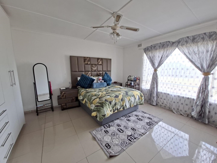 3 Bedroom Property for Sale in Pinetown KwaZulu-Natal