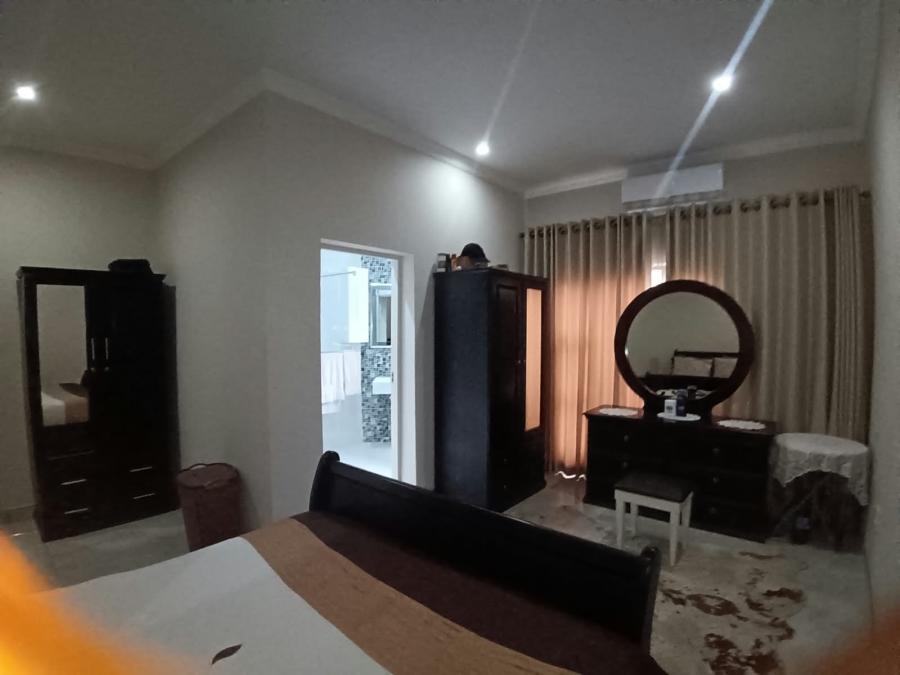 6 Bedroom Property for Sale in Cato Ridge KwaZulu-Natal