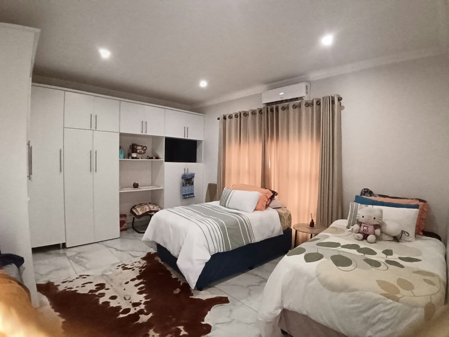 6 Bedroom Property for Sale in Cato Ridge KwaZulu-Natal