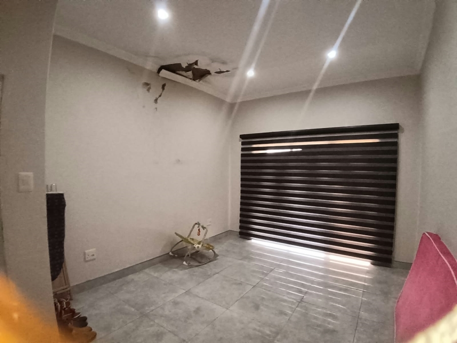 6 Bedroom Property for Sale in Cato Ridge KwaZulu-Natal