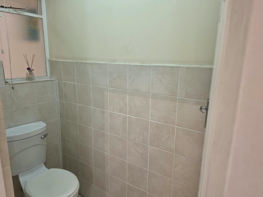 2 Bedroom Property for Sale in Windermere KwaZulu-Natal