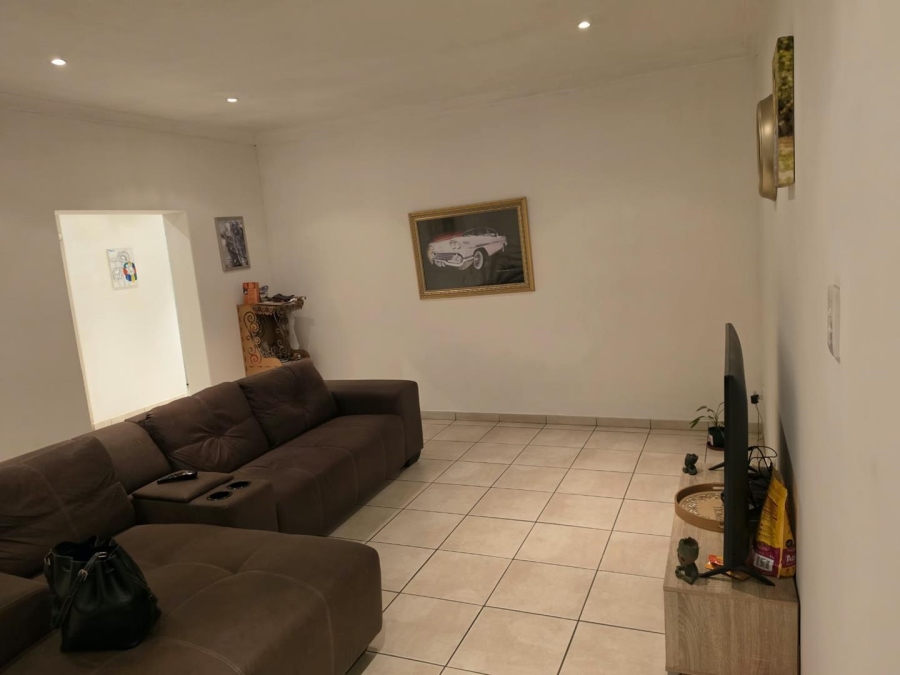 2 Bedroom Property for Sale in Windermere KwaZulu-Natal