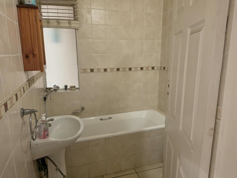 2 Bedroom Property for Sale in Windermere KwaZulu-Natal