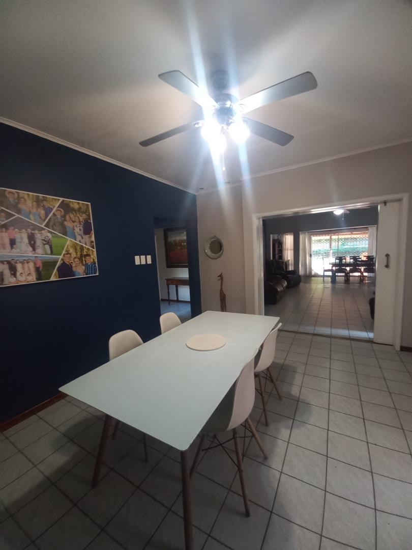 4 Bedroom Property for Sale in Meer En See KwaZulu-Natal
