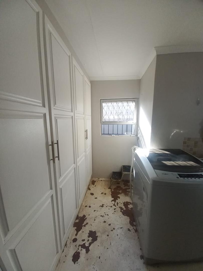 4 Bedroom Property for Sale in Meer En See KwaZulu-Natal
