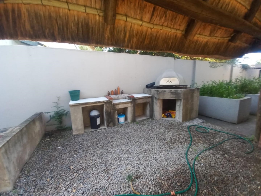 4 Bedroom Property for Sale in Meer En See KwaZulu-Natal