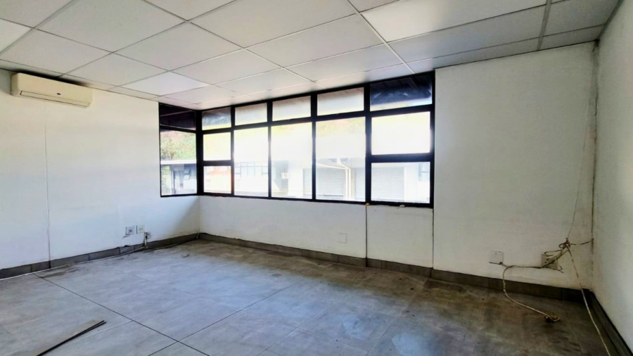 To Let Commercial Property for Rent in Red Hill KwaZulu-Natal