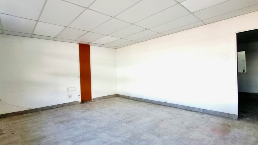 To Let Commercial Property for Rent in Red Hill KwaZulu-Natal