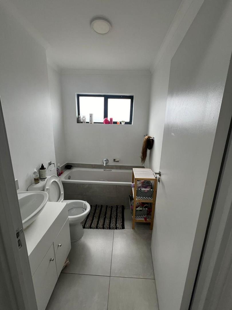 To Let 2 Bedroom Property for Rent in Hayfields KwaZulu-Natal
