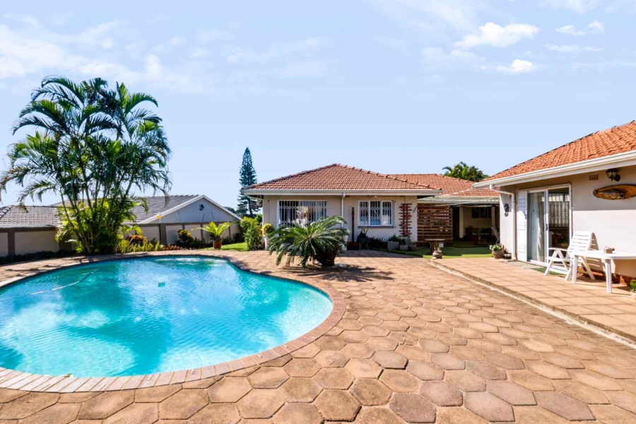 4 Bedroom Property for Sale in Athlone Park KwaZulu-Natal