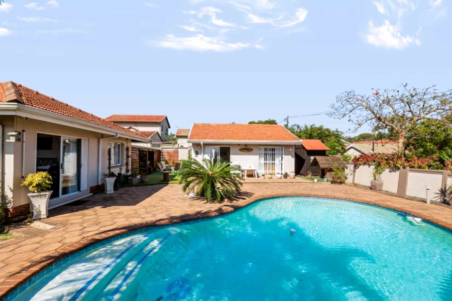4 Bedroom Property for Sale in Athlone Park KwaZulu-Natal