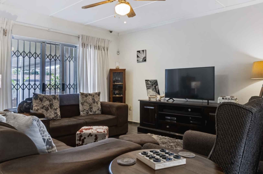 4 Bedroom Property for Sale in Athlone Park KwaZulu-Natal