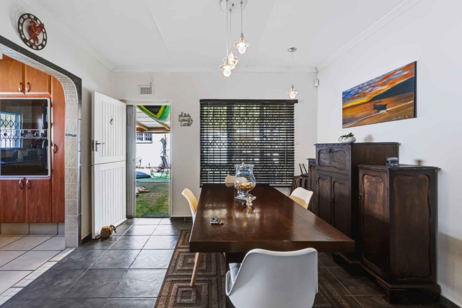 4 Bedroom Property for Sale in Athlone Park KwaZulu-Natal