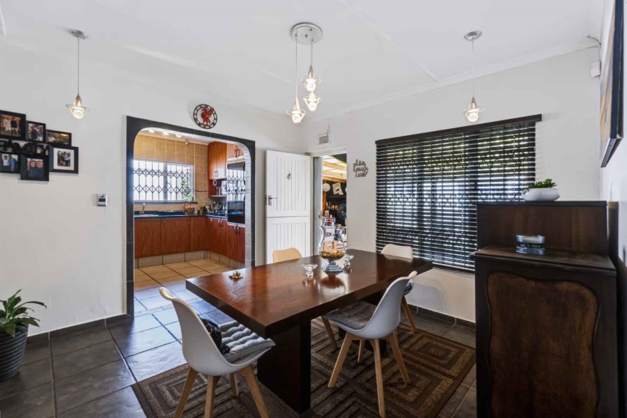 4 Bedroom Property for Sale in Athlone Park KwaZulu-Natal
